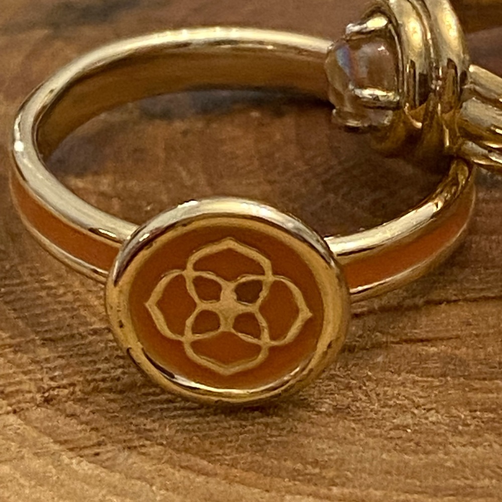 ❤️KENDRA SCOTT VINTAGE RINGS❤️ - Picture 3 of 12